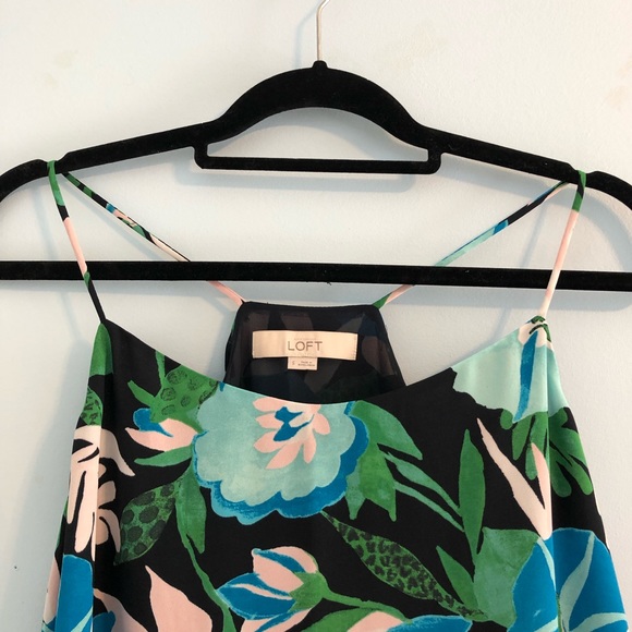 Loft Floral Tank - Picture 2 of 4